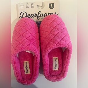 DEARFOAMS WOMEN’S MEMORY FOAM INDOOR HOUSE SLIPPERS SMALL 5-6  
PARADISE PINK